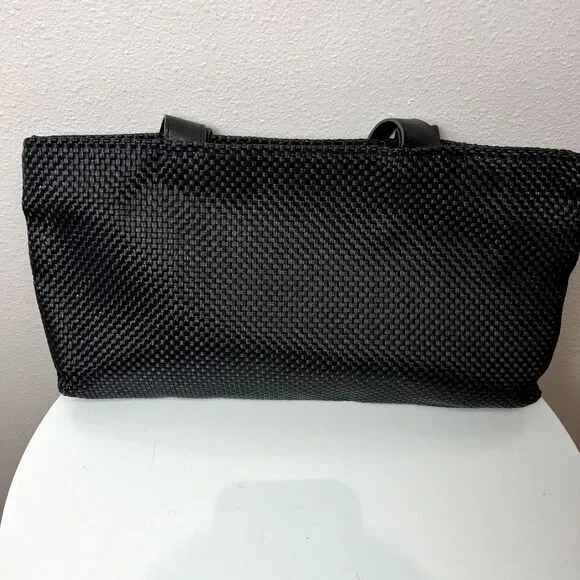 Chilewich Black Textured Shoulder Bag - Picture 5 of 10